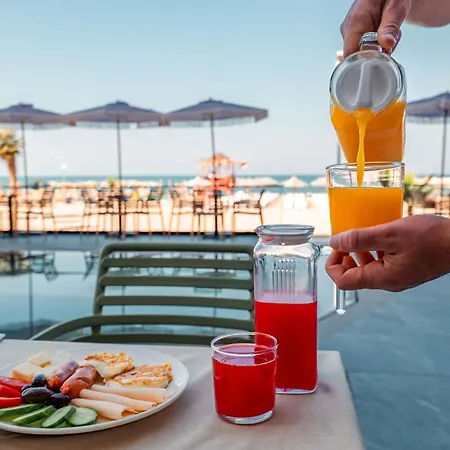 Aks Otel Dıraç