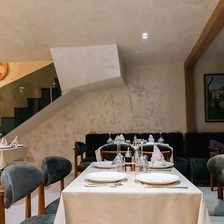 Otel Aks Dıraç