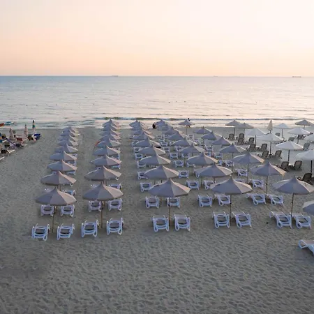 Aks Otel Dıraç